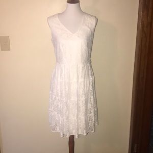 Women’s White Lace Dress